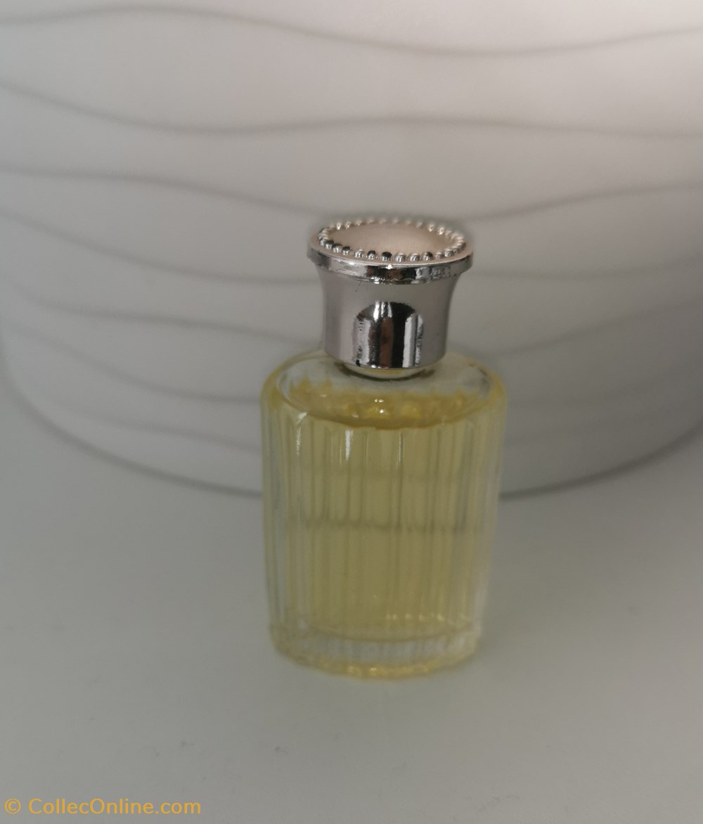 Ricci Nina-Signoricci-Edt 5ml parfums beaute miniatures ricci nina signoricci edt 5ml