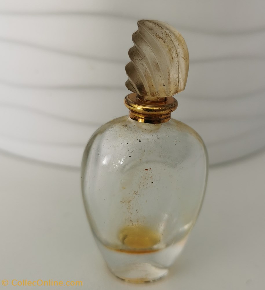 Givenchy-Amarige-edt 4 ml parfums beaute miniatures givenchy amarige edt 4 ml