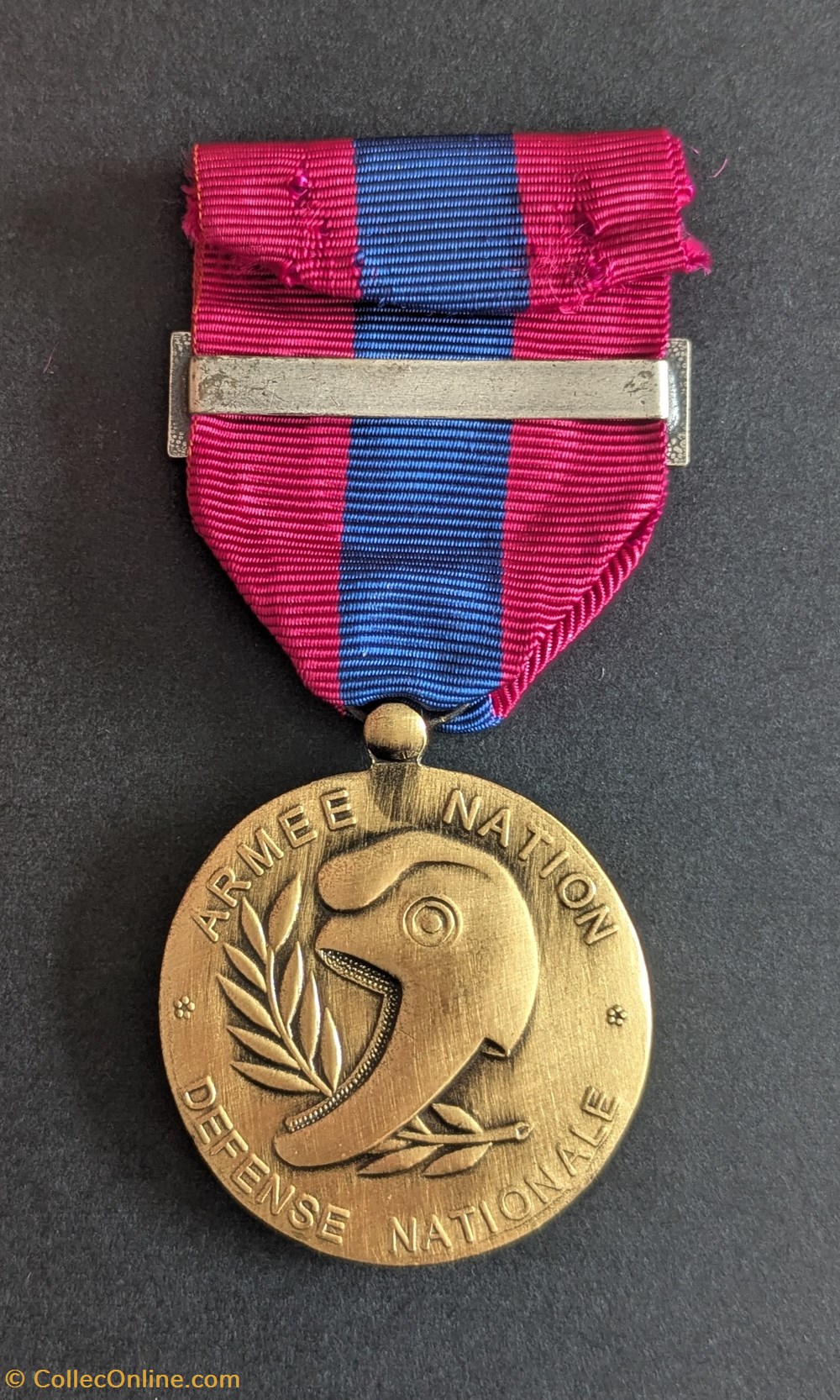 C.E.A.A. 3 medailles france c e a a