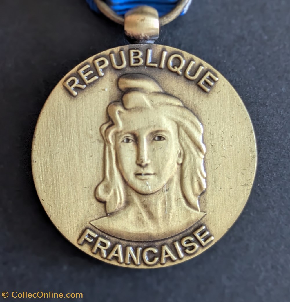 medailles medaille de la protection militaire du territoire sentinelle