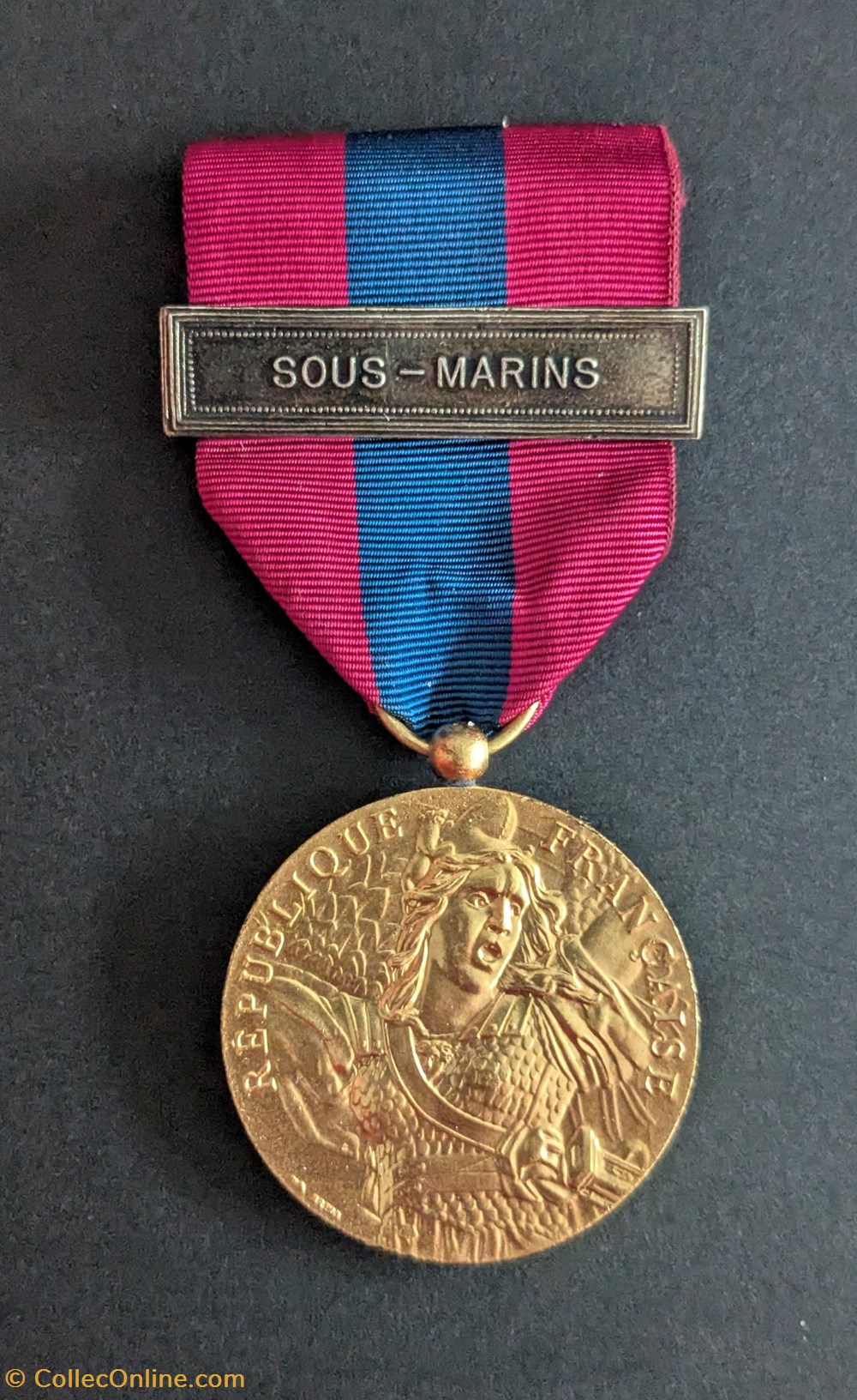 SOUS-MARINS 2 medailles france sous marins