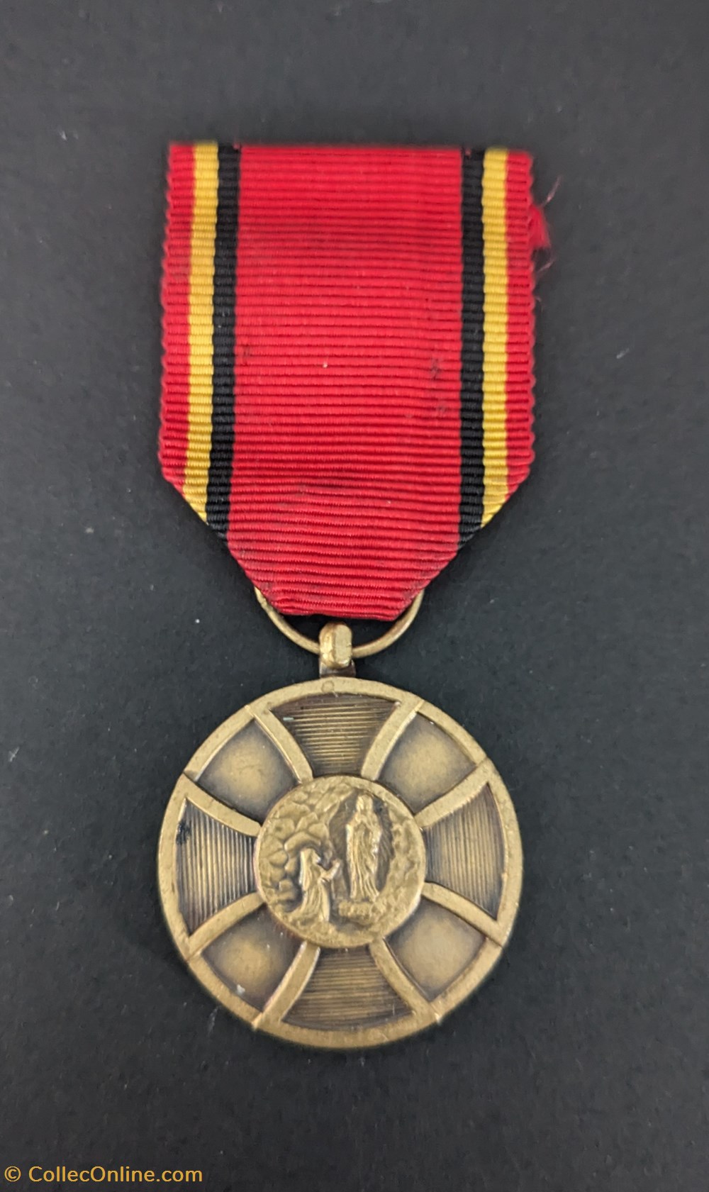 medailles belgique rel medaille de l hospitalite belge de notre dame de lourdes