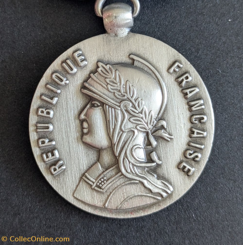 medailles france medaille outre mer sahel tchad