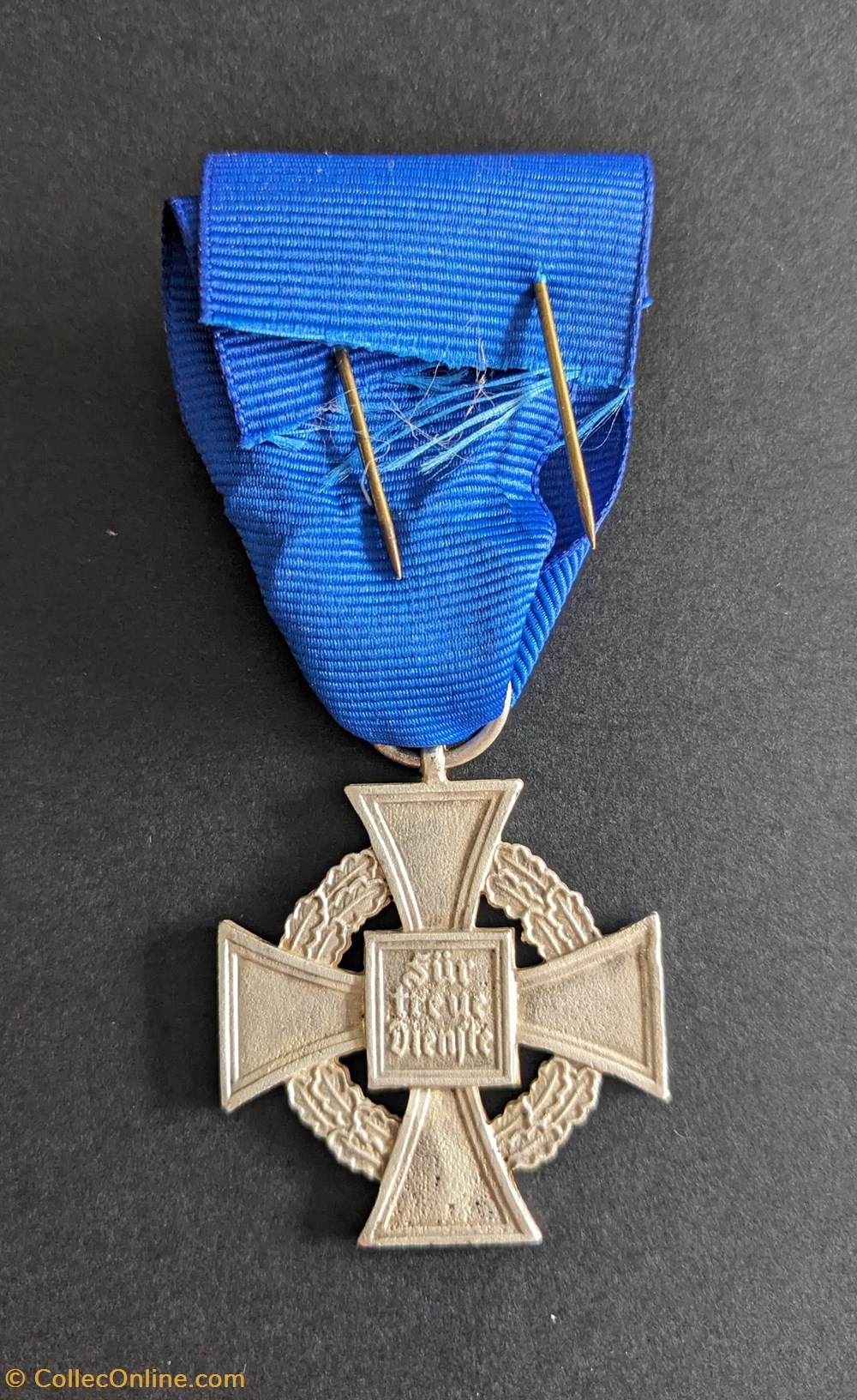3 RCH - Médaille d’honneur du service loyal dans la fonction publique medailles allemagne 3 rch medaille d honneur du service loyal dans la fonction publique