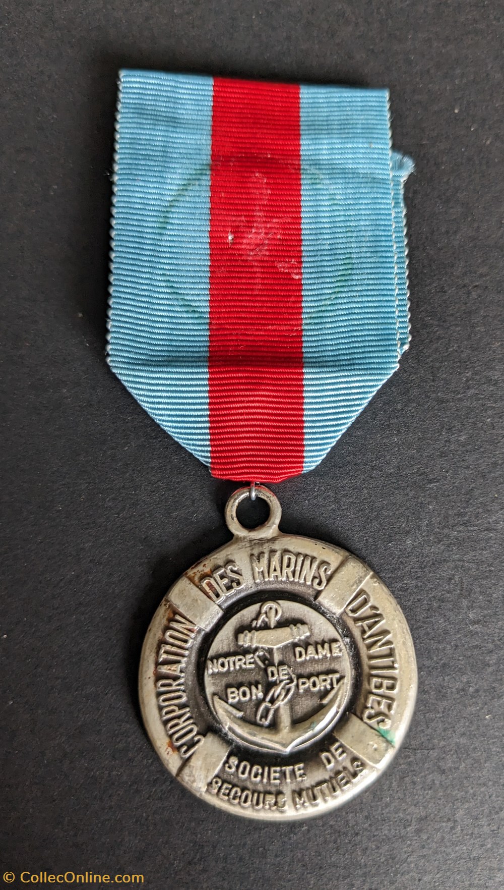 Médaille de la société de secours mutuels de la corporation des marins d’Antibes medailles medaille de la societe de secours mutuels de la corporation des marins d antibes