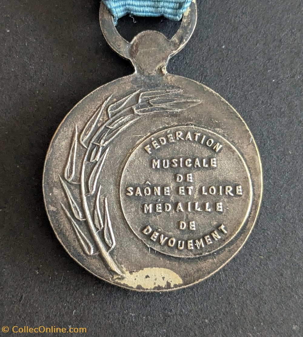 Médaille de dévouement de la Fédération Musicale de Saône et Loire medailles france medaille de devouement de la federation musicale de saone et loire