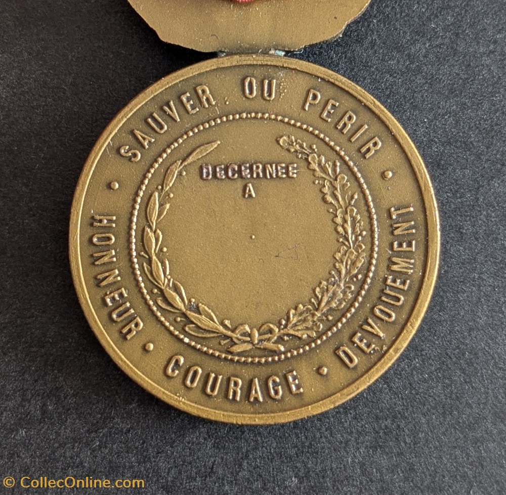 medailles medaille honneur du comite lyonnais de la federation nationale de sauvetage