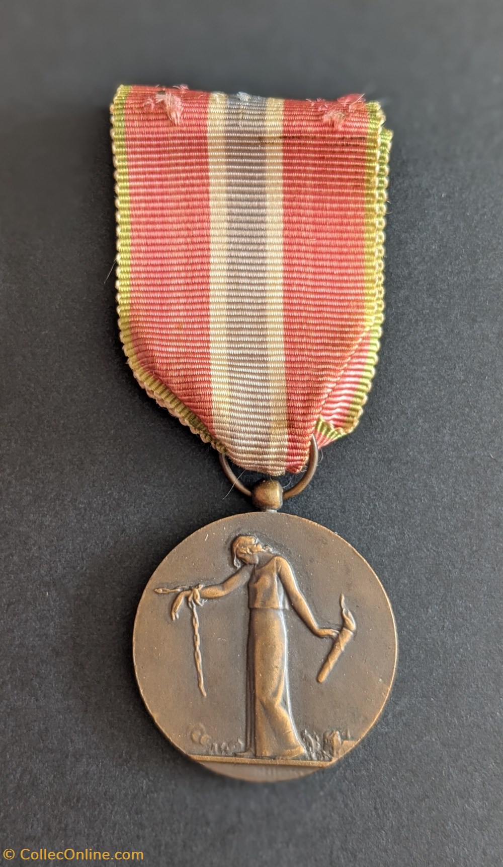Médaille des prisonniers civils, déportés et otages de la Grande Guerre medailles france medaille des prisonniers civils deportes et otages de la grande guerre