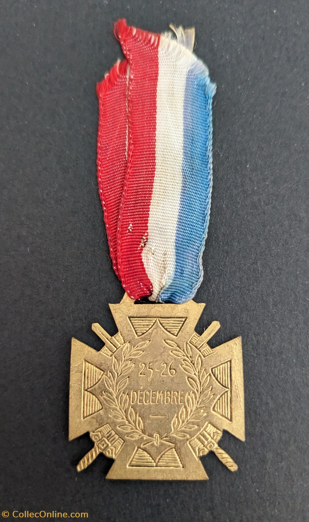 Médaille caritative des journées du Poilu Paris 1915 medailles medaille caritative des journees du poilu paris 1915