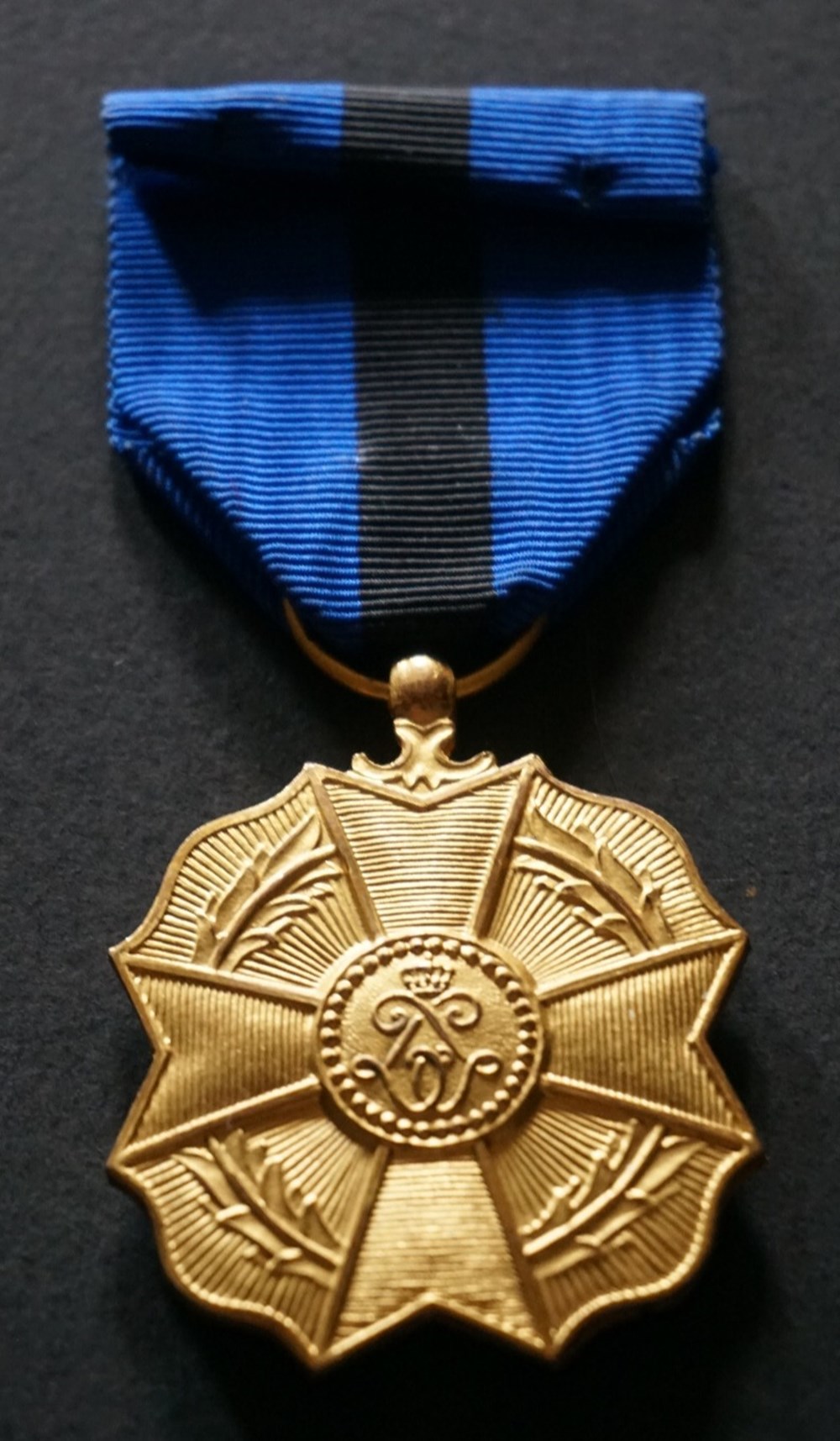 ONB - Ordre de Léopold II médaille d'or medailles belgique onb ordre de leopold ii medaille or