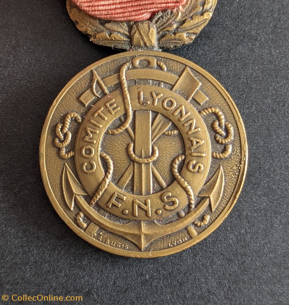 medailles medaille honneur du comite lyonnais de la federation nationale de sauvetage