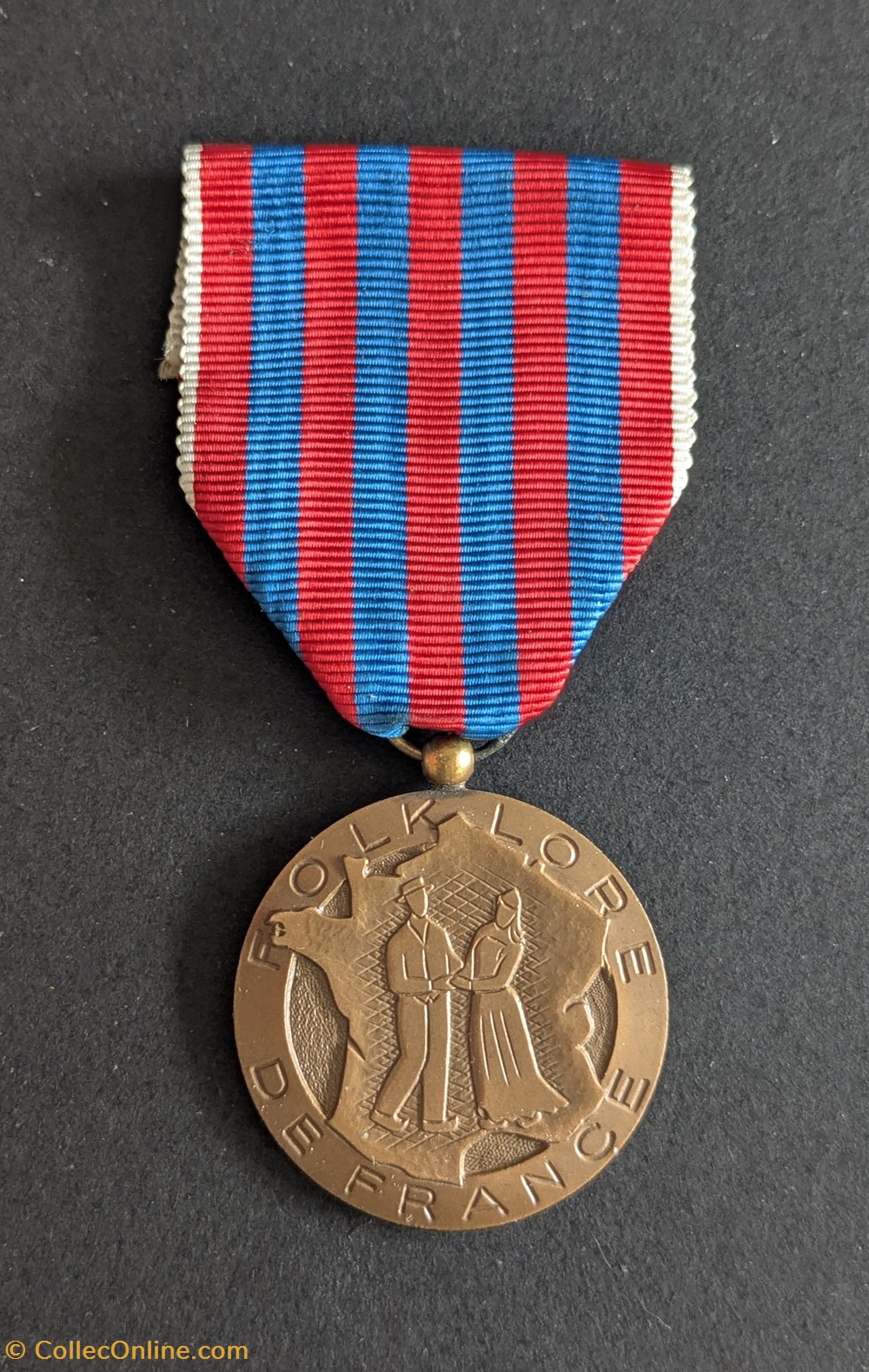medailles medaille du merite folklorique de la confederation nationale des groupes folkloriques francais