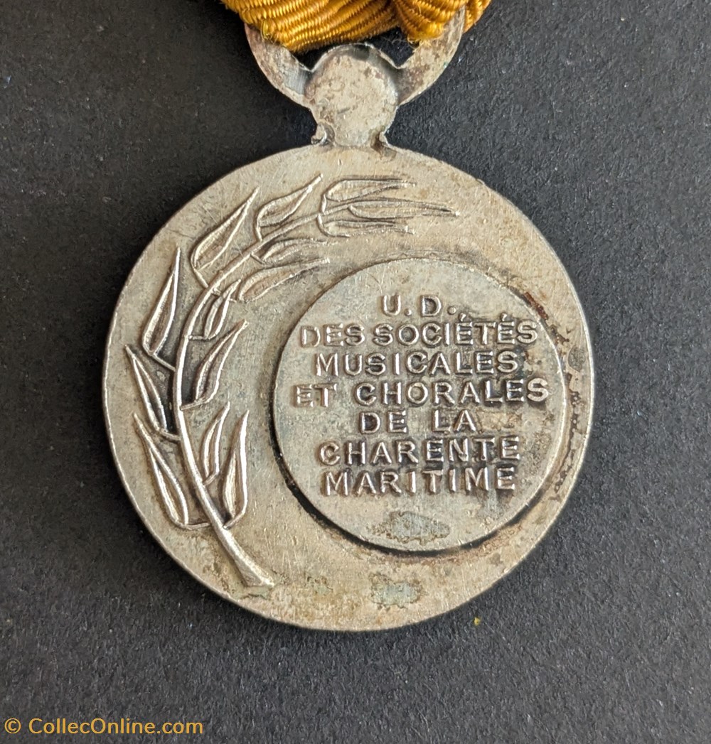Médaille de l’Union départementale des sociétés musicales et chorales de la Charente-Maritime medailles france medaille de l union departementale des societes musicales et chorales de la charente maritime