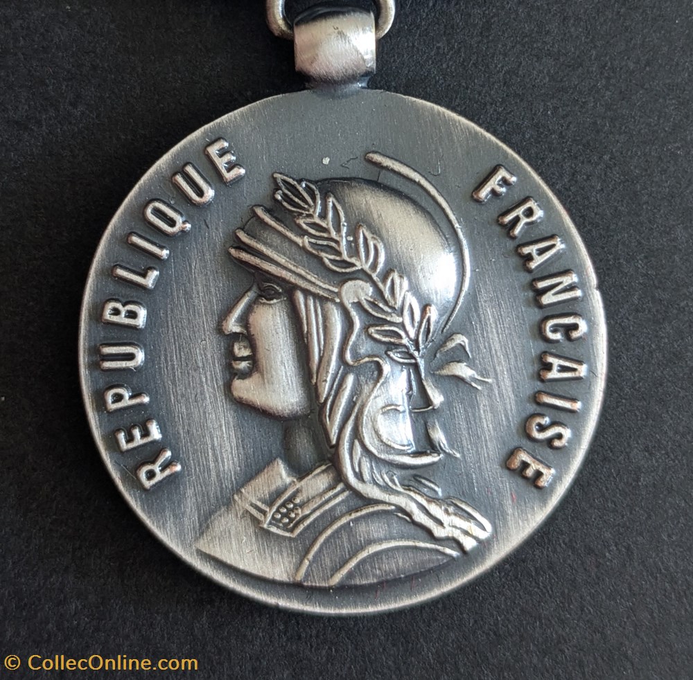 medailles medaille outre mer republique centrafricaine