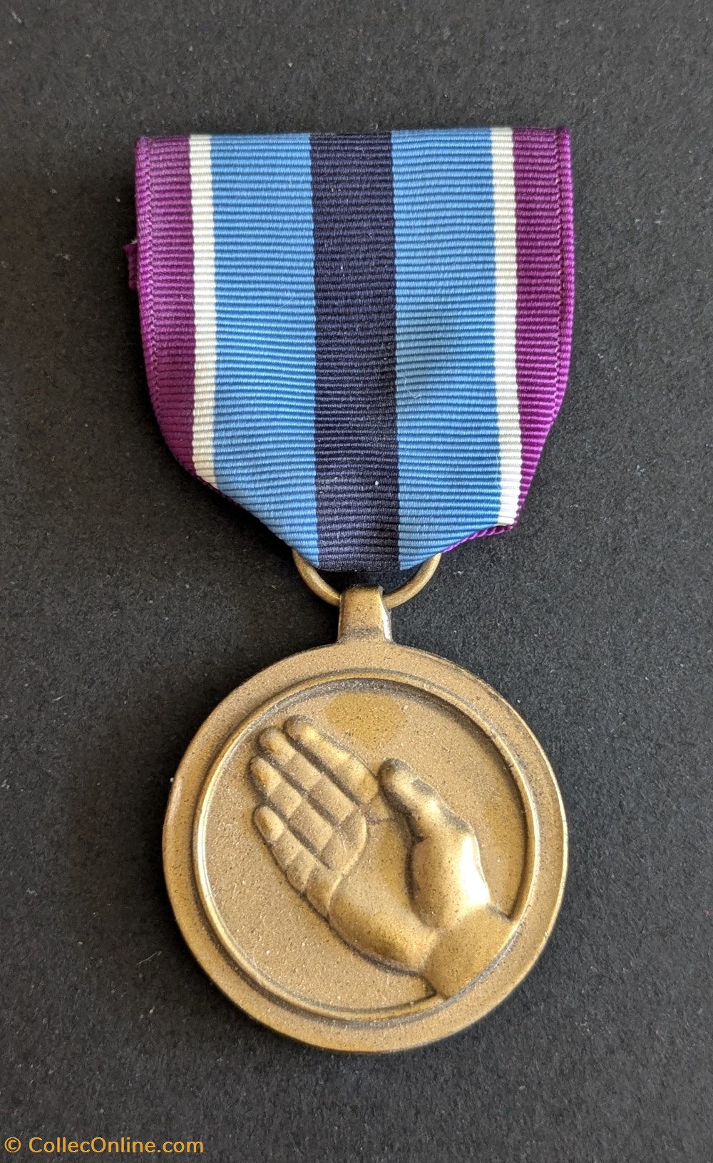 medailles etats unis humanitarian service medal hsm