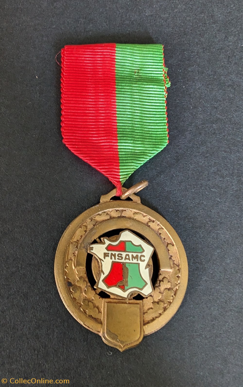 Ordre du mérite fédéral de la Fédération Nationale des Syndicats Maîtres-Artisans de la Chaussures medailles ordre du merite federal de la federation nationale des syndicats maitres artisans de la chaussures