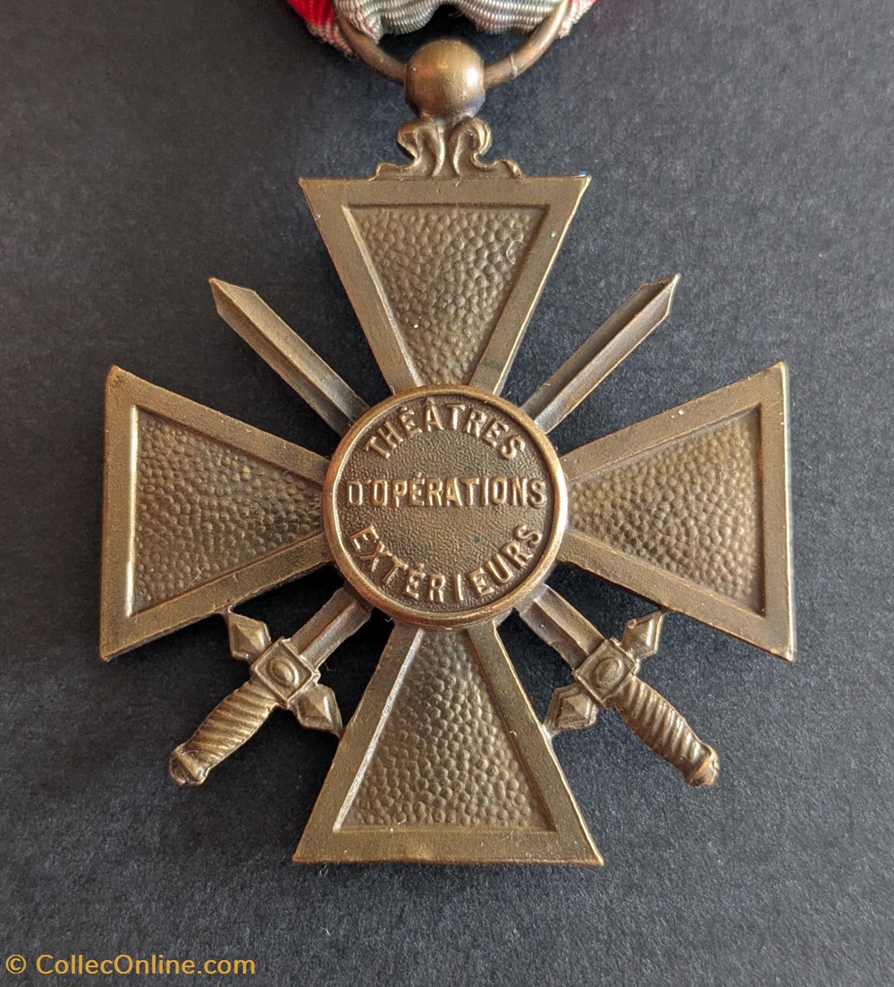 Croix de Guerre des Théâtres d'Opérations Extérieurs medailles croix de guerre des theatres operations exterieurs