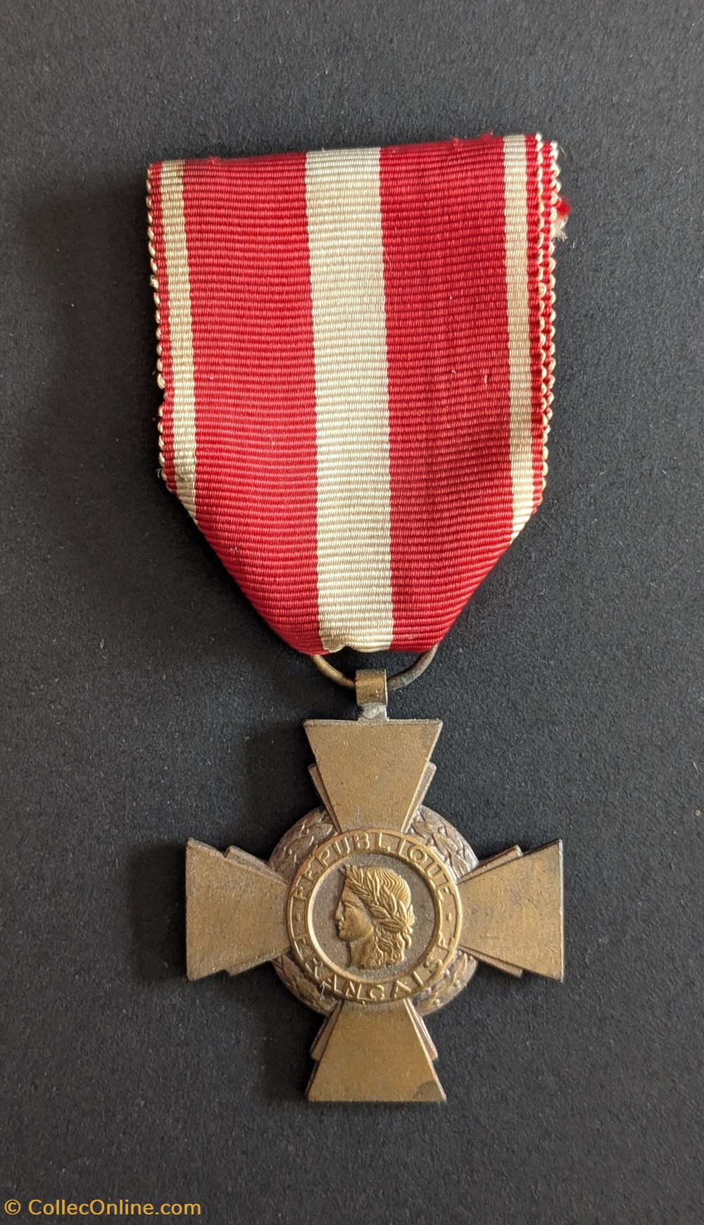 Croix de la Valeur Militaire medailles croix de la valeur militaire