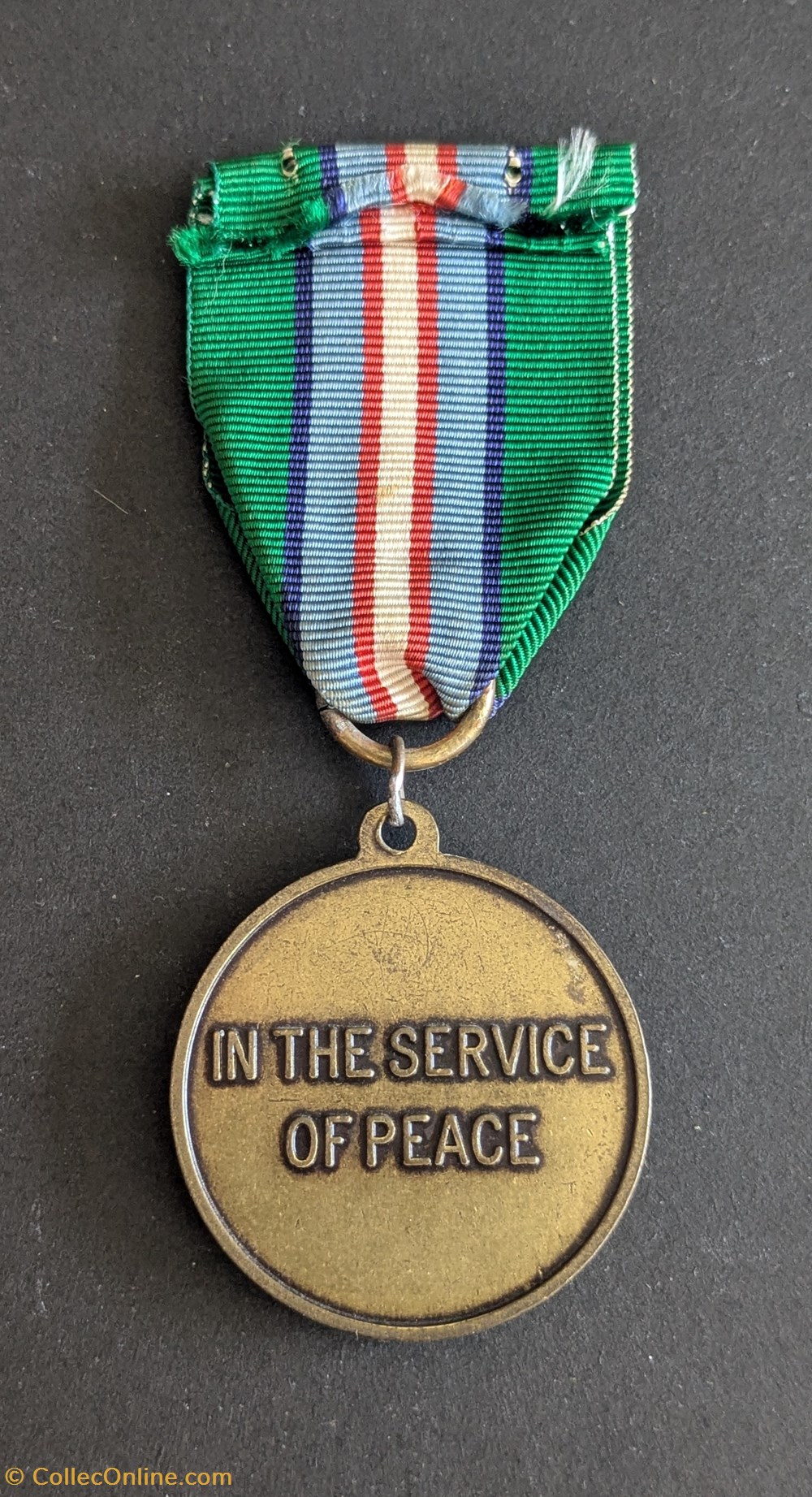 Médaille de l'autorité provisoire des Nations-Unies au Cambodge medailles onu medaille de autorite provisoire des nations unies au cambodge