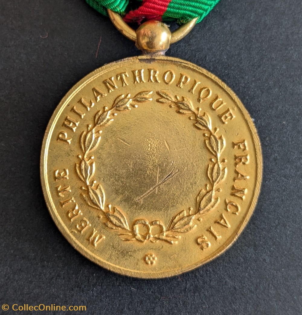 Médaille du Mérite Philanthropique. medailles france medaille du merite philanthropique