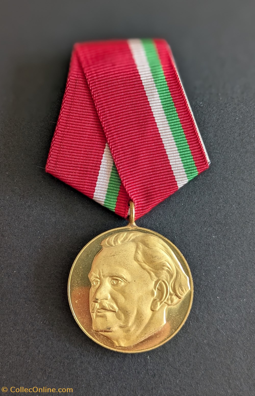 Médaille commémorative du 100ème anniversaire de la naissance de Georgi Dimitrov medailles medaille commemorative du 100eme anniversaire de la naissance de georgi dimitrov