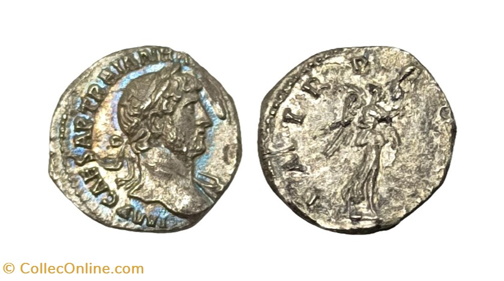 RC02003555 - HADRIANVS Avg - AR Quinarivs - ROMA; 119 AD Rara moedas antigas b romanos imperiais e republicanos rc02003555 hadrianvs avg ar quinarivs roma 119 ad rara