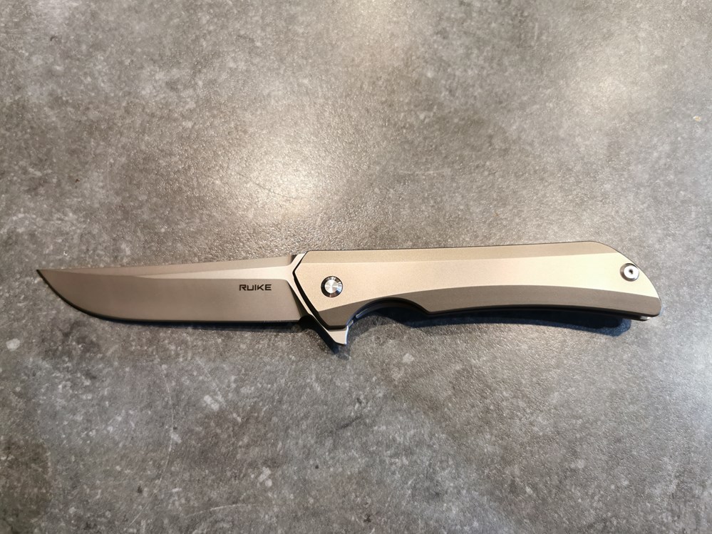 couteaux de poches ruike m121 tz hussar titanium
