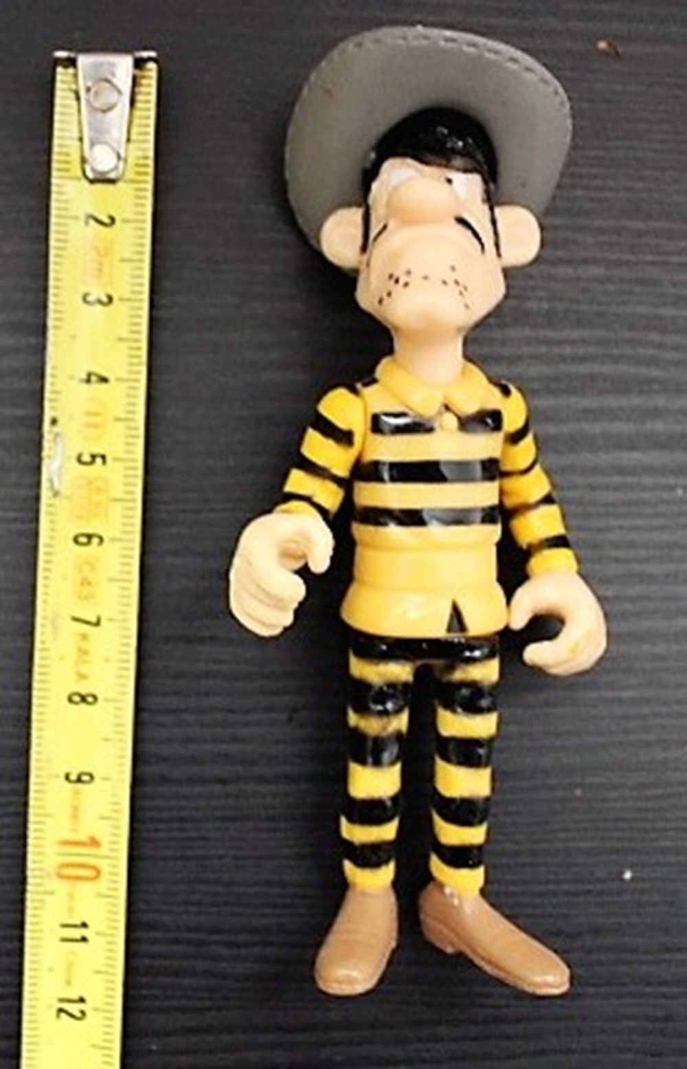 bande dessinee lucky luke figurines les dalton dargaud schleich 1984