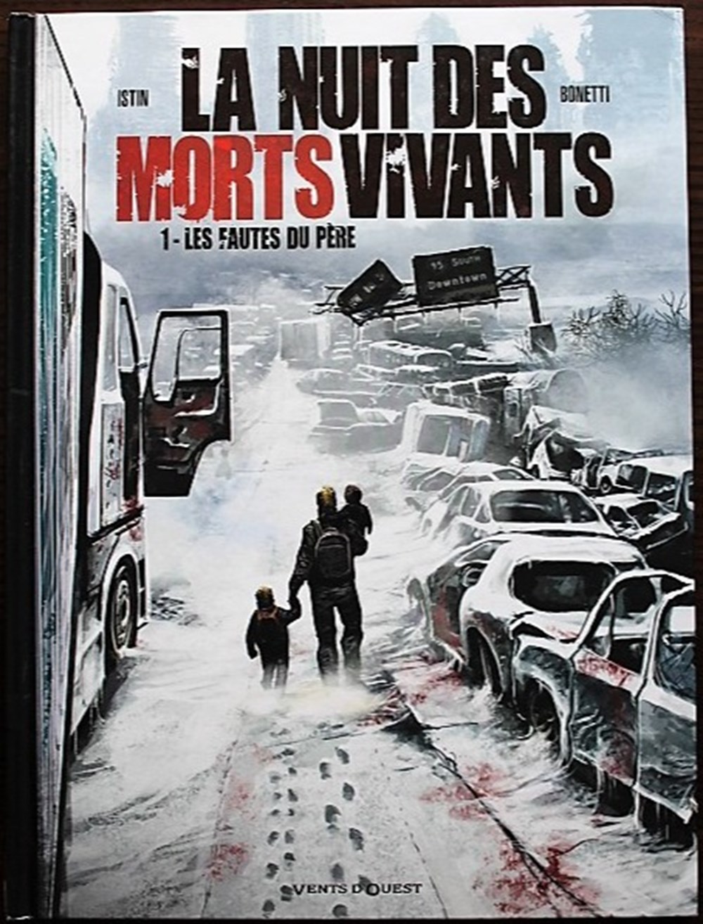La nuit des morts-vivants - 01 - Les fautes du père - EO 2014 livres bd revues bandes dessinees la nuit des morts vivants 01 les fautes du pere eo 2014