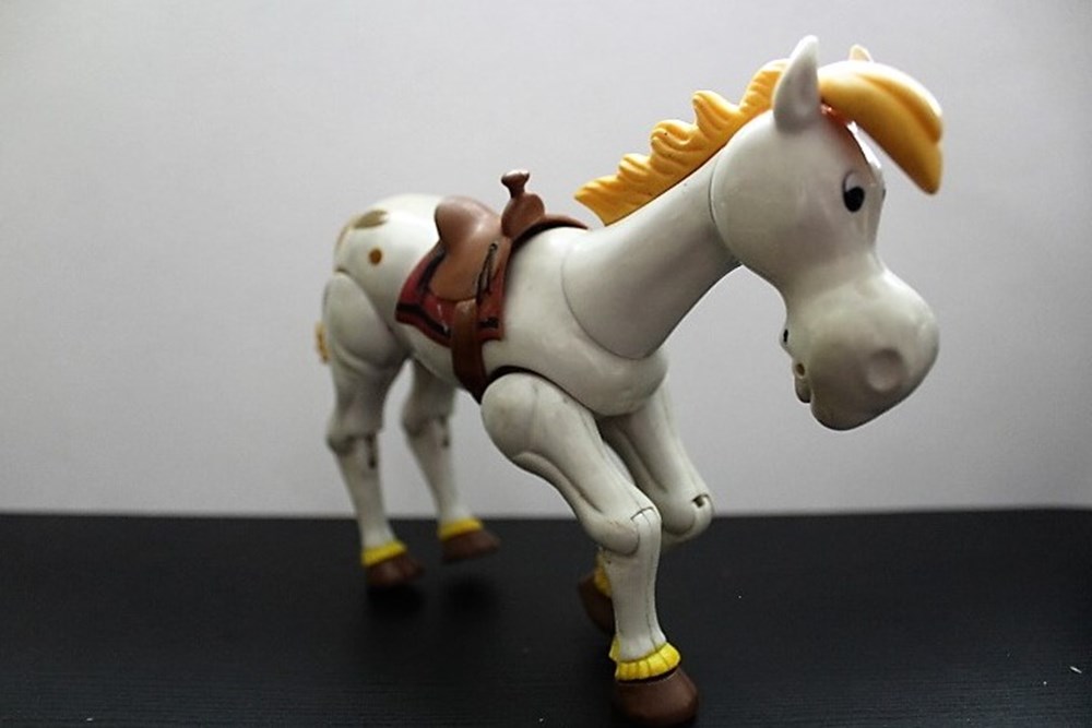 Lucky Luke - Figurine articulée - Jolly Jumper 2 figurines bande dessinee lucky luke figurine articulee jolly jumper