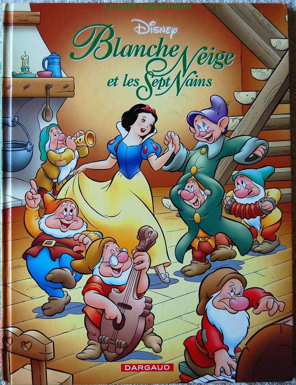 BD - 001 - Blanche neige et les 7 nains - Rééd. Dargaud 2001 livres revues bandes dessinees bd 001 blanche neige et les 7 nains reed dargaud 2001