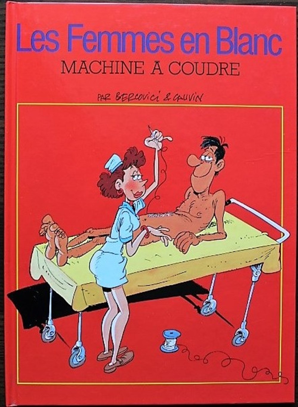 Les femmes en blanc - 10 - Machine à coudre - Rééd. 2003 livres bd revues bandes dessinees les femmes en blanc 10 machine a coudre reed 2003
