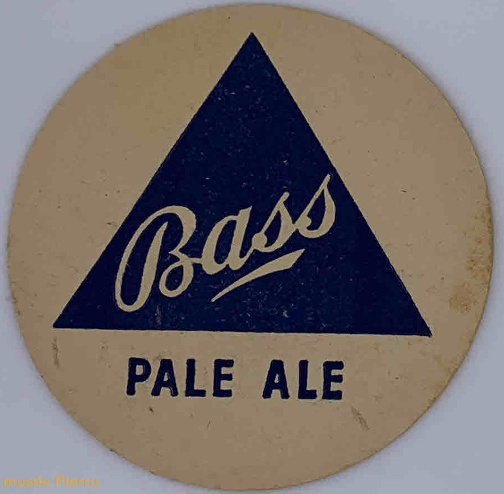 Bass 2 objets publicitaires bass