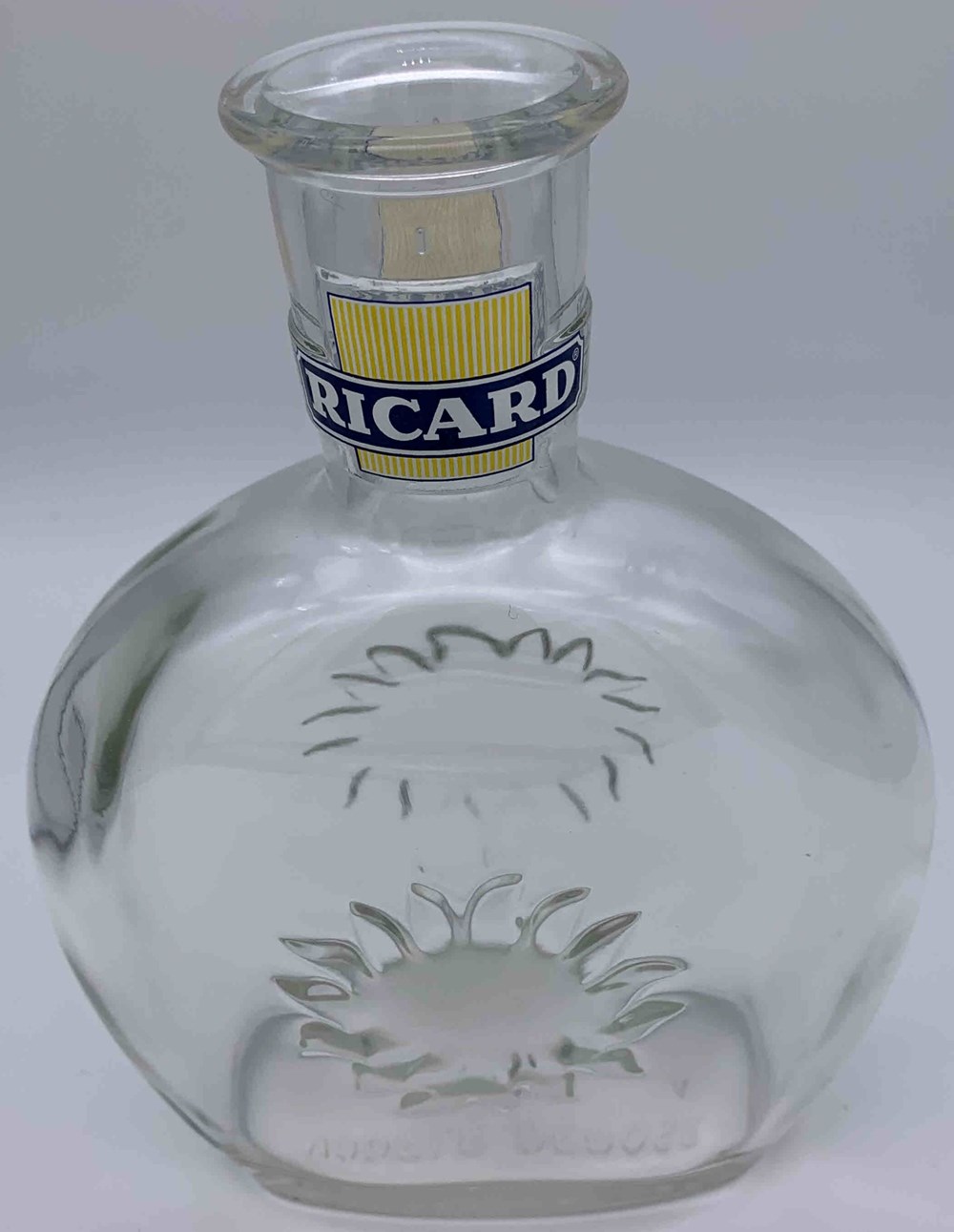 Ricard Carafe verre art de la table argenterie bistrot alimentation cendriers ricard carafe verre