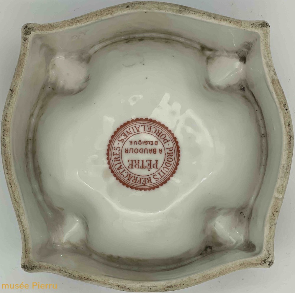 Dubonnet 5 objets publicitaires dubonnet
