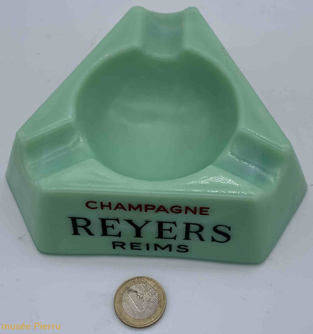 Reyers objets publicitaires reyers