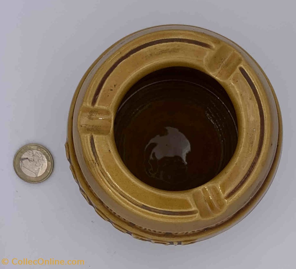 Ricour ( 3 Monts) 2 objets publicitaires ricour 3 monts