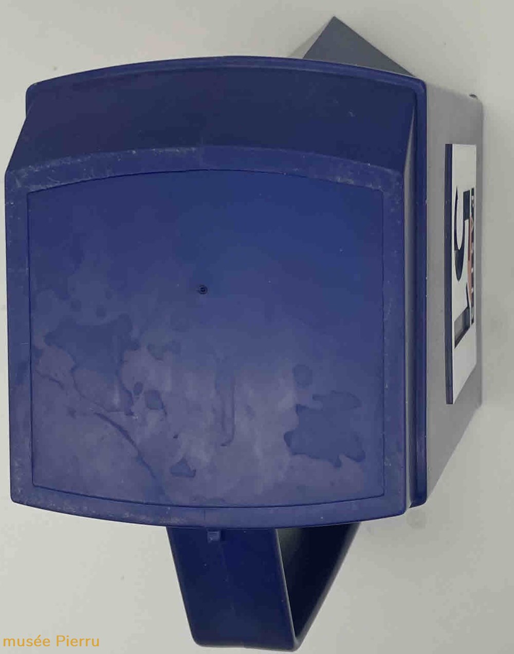 Pastis 51 plastique bleu objets publicitaires pastis 51 plastique bleu