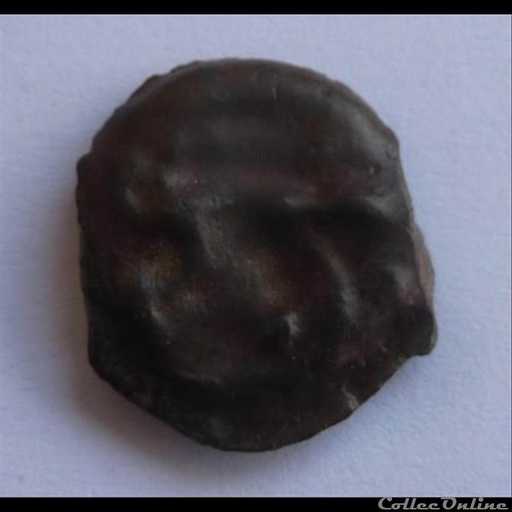 Potin a la tete d'indien et au sanglier (Senones) monnaie antique gauloise potin a la tete indien et au sanglier senones
