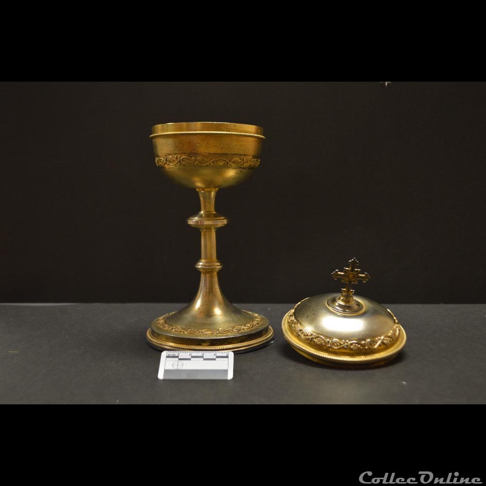 24 - Ciboire doré 4 patrimoine religieux objet de culte 24 ciboire dore