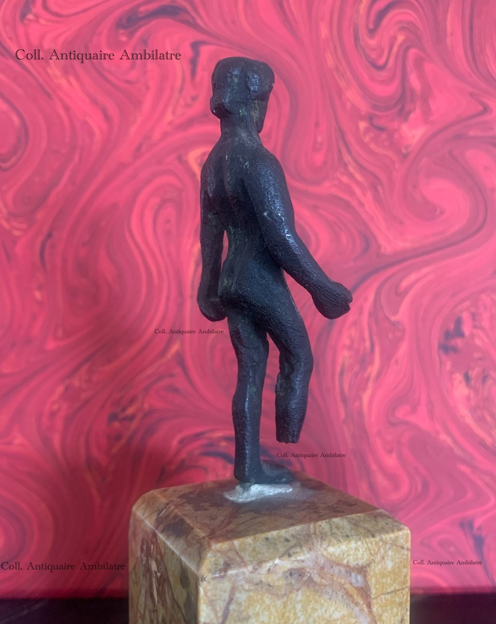 art antiquites archeologie europe statuette masculine en bronze peut etre apollon