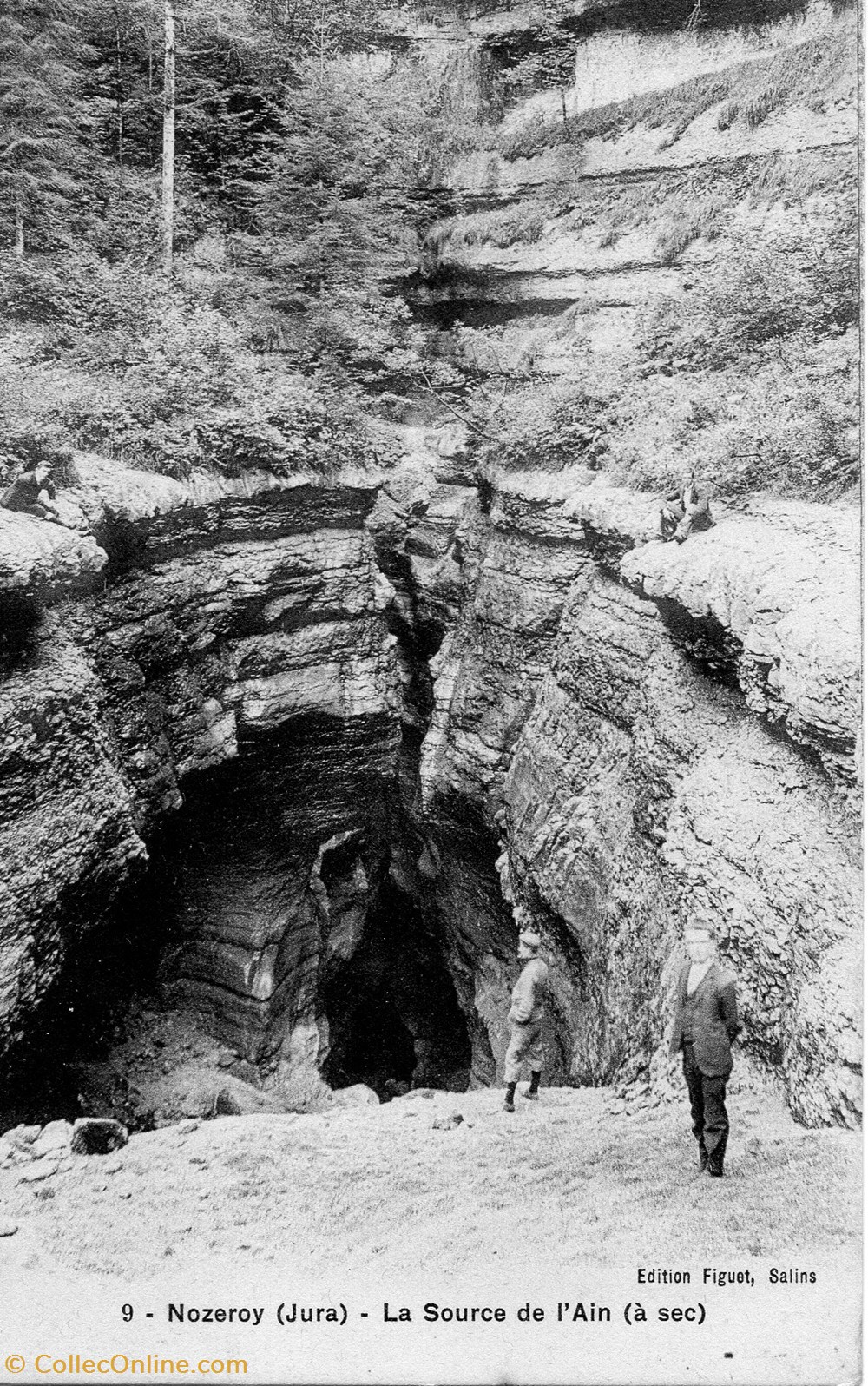 Nozeroy (la source de l'Ain à sec) cartes postales europe france nozeroy la source de ain a sec