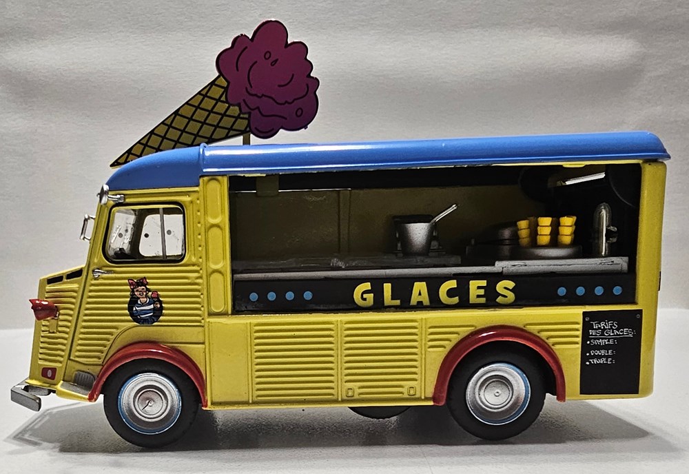 CITROËN TYPE HZ "Marchand de glaces" 1967 modeles reduits voitures citroen type hz marchand de glaces 1967