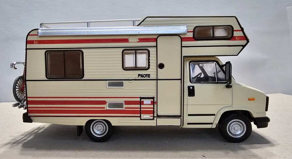 PILOTE CAMPING CAR R470 Porteur : Citroën C 25 modeles reduits pilote camping car r470 porteur citroen c 25