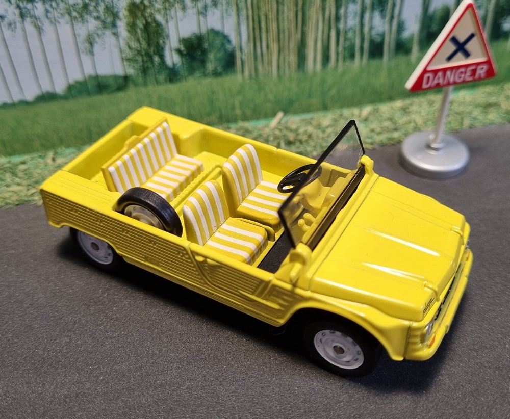 modeles reduits citroen mehari 1970