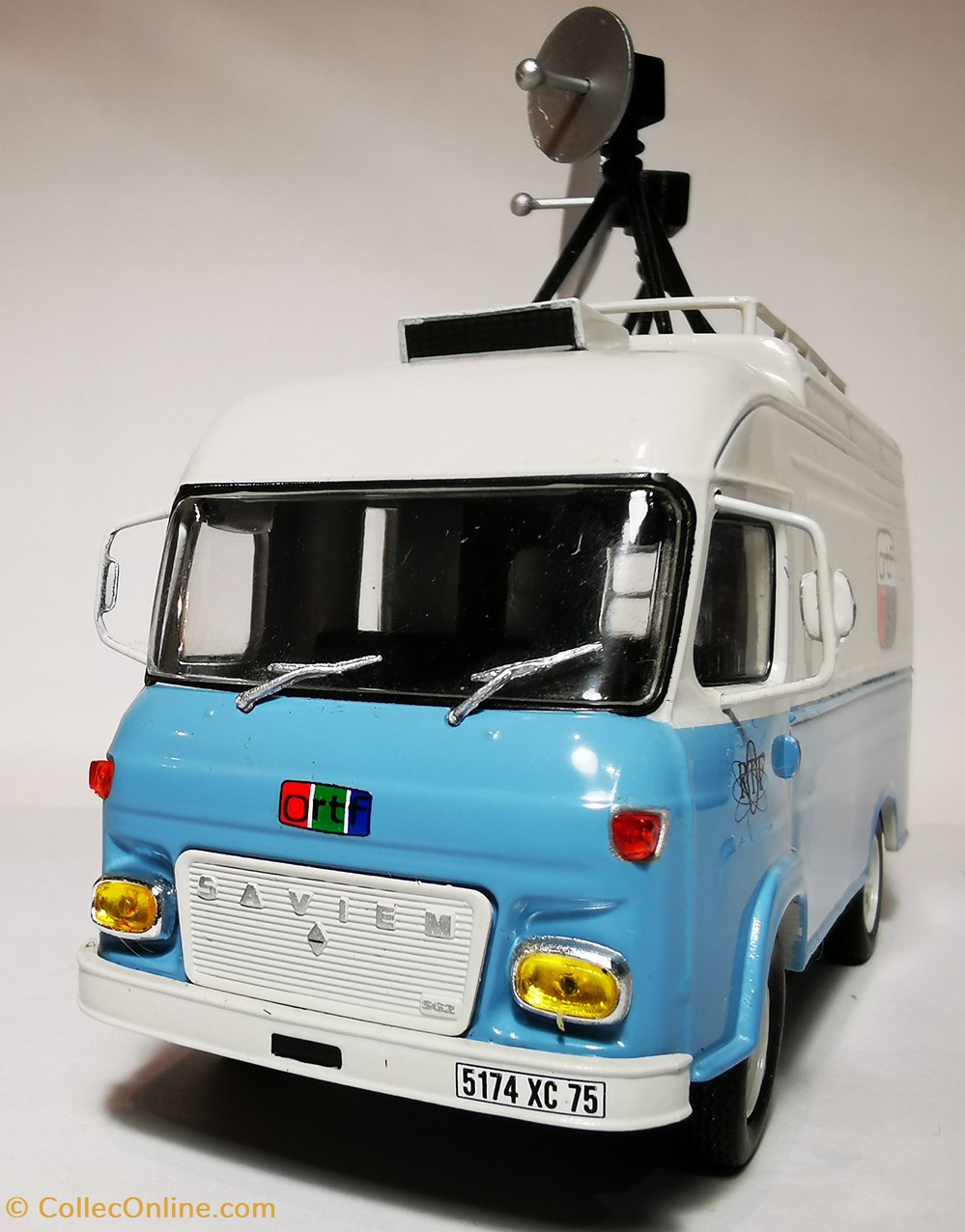 SAVIEM SG2 MB35 - Car Ondes Hertziennes ORTF modeles reduits saviem sg2 mb35 car ondes hertziennes ortf