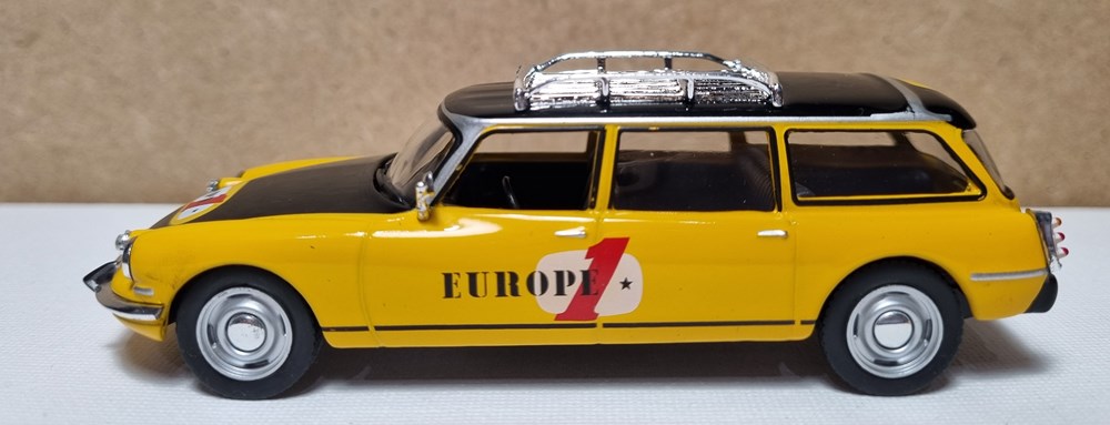 CITROËN ID19 EUROPE 1 1960 modeles reduits citroen id19 europe 1 1960