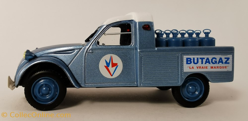 CITROËN 2 CV AZU "BUTAGAZ" 1963 2 modeles reduits voitures citroen 2 cv azu butagaz 1963