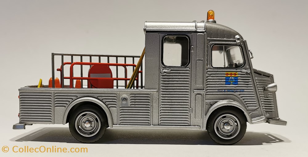 CITROËN TYPE HY Carrosserie CURRUS plateau double cabine - 1966 3 modeles reduits voitures citroen type hy carrosserie currus plateau double cabine 1966