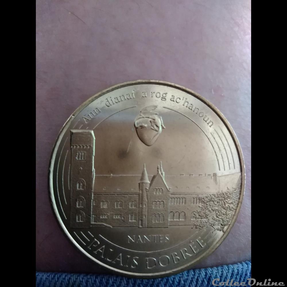 medaille france touristique palais dobree
